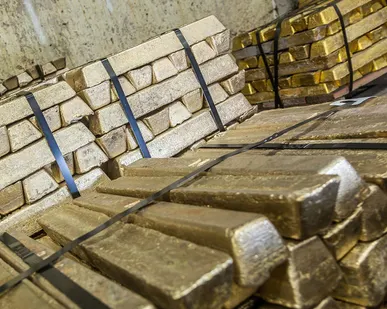 фото Бронзовая чушка БрАЖ 9-4 ф 295