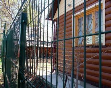 фото Заборы Модуль с сеткой высотой 1,5 м