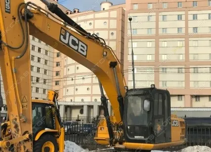 Фото №0 Аренда гусеничного экскаватора JCB JS 205, Москва