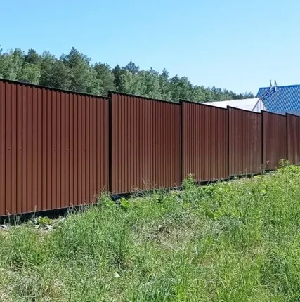 Фото №0 Заборы из профнастила