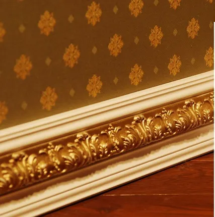 Фото №0 Плинтус резной