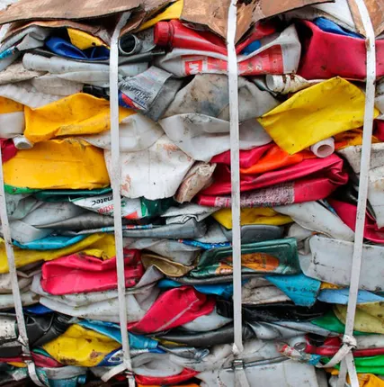 Фото №0 Канистра пластиковая