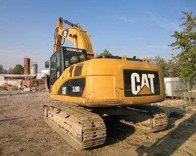 фото Аренда гусеничного экскаватора CAT320 Гидромолот есть.