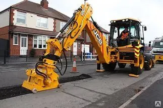 фото Фреза асфальтная на базе экскаватора JCB 4CX