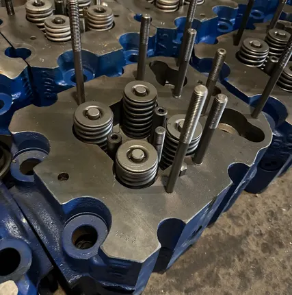 Фото №0 Крышки цилиндра 6ЧН21/21 211ДЗ