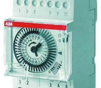 фото Реле времени АТ3-R 16А 230В с батарей подзарядка от сети (1с-24ч) АВВ