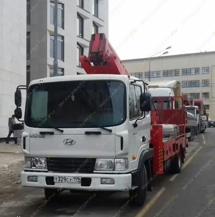Фото №0 Аренда автовышки (автогидроподъемника) Jinwoo 320, Москва