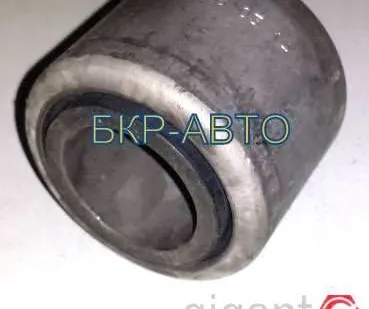 фото Сайлентблок подруливающей тяги GIGANT 709376004