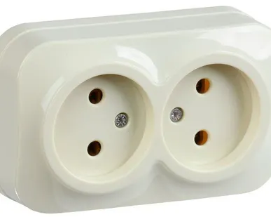 фото Розетка 2-м ОП GLORY РС22-2-ХК 10А без заземл. крем. IEK ERH20-K33-10