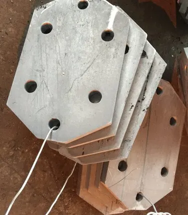 Фото №0 Резка листа толщиной 40 мм