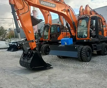 фото Аренда полноповоротного экскаватора Doosan DX190WA