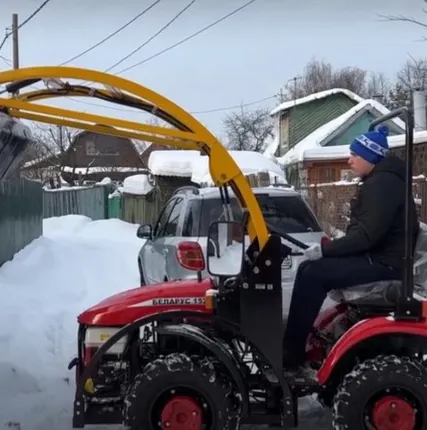 Фото №0 Навесной фронтальный погрузчик на мини-трактор МТЗ-152 ОП152-00.000-Б