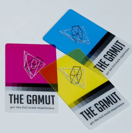 Фото №0 Печать пластиковых визиток