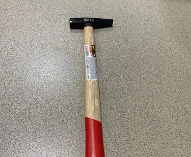 фото Молоток кованый, дер ручка 100 гр 44201