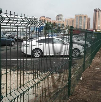 Фото №0 Забор из оцинкованной проволки