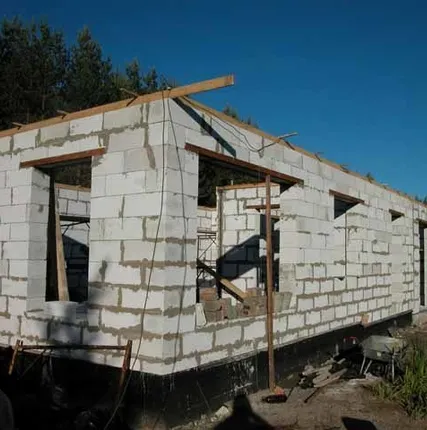 Фото №0 Строительство дачных и садовых домов из пеноблоков