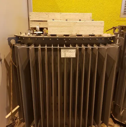 Фото №0 Масляный трансформатор