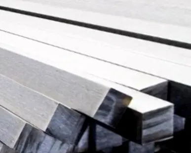 фото Квадрат 25х25 мм ст 20 ГОСТ 2591