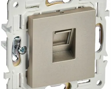 фото SKANDY Розетка компьютерная RJ45 кат.5E SK-K01Sh шампань IEK