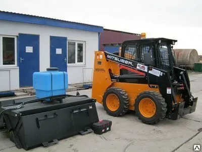 Фото №0 Щетка дорожная с бункером для минипогрузчика