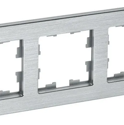 Фото №0 Рамка 3-м BRITE РУ-3-1-БрА металл алюм. IEK BR-M32-M-K47