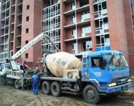 Фото №0 Автобетононасос 15 метров