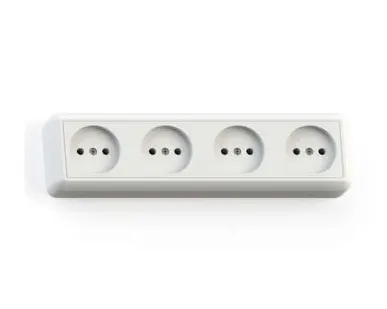 фото Розетка 4-м ОП Оптима 16А РА16-402 (в компл. с монтажной пластиной) бел. Кунцево 8024