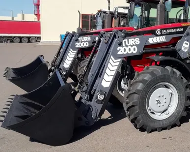 фото Ковш 0,8м3 КУН (TURS)-2000-2А с зубьями для погрузчиков ТУРС-1000,1500,2000