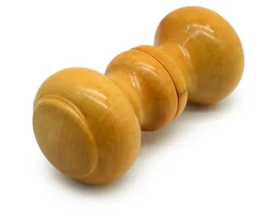 фото Ручка-кнопка Классика лак светлый деревянная