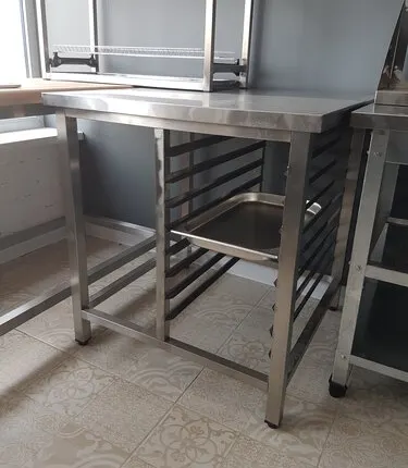 Фото №0 Стол под пароконвектомат 845х724х696 мм