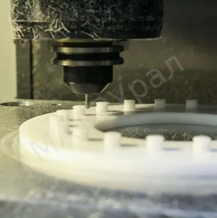 Фото №0 Фрезерная обработка инженерного пластика