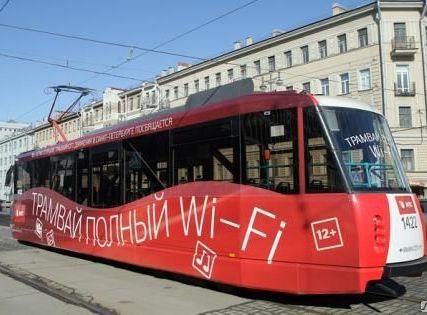 Фото №0 Реклама на общественном транспорте