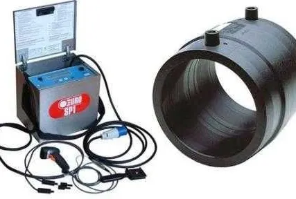 Фото №0 Электромуфтовая сварка пластиковых труб Ду 800