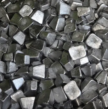 Фото №0 Свинец кусковой