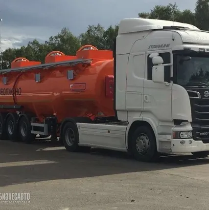 Фото №0 Цистерна SF4332 (32м3, 3 отс., СВН-80, 1/4я оси подъемные, нагрузка на ось