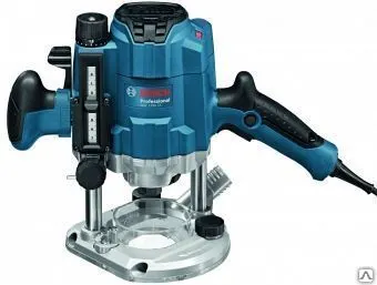 фото Фрезер Bosch GOF 1250 CE