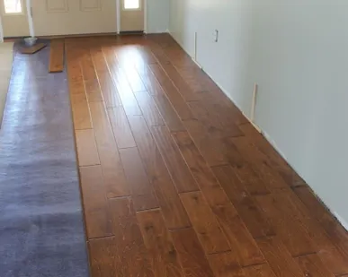 фото Настил ламината, переборка полов