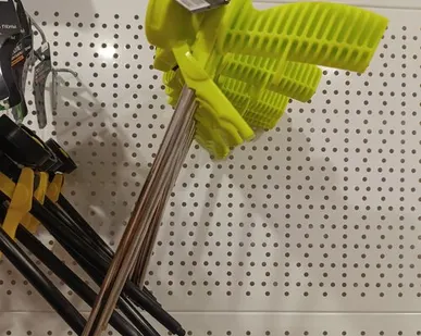 фото Пистолет для монтажной пены