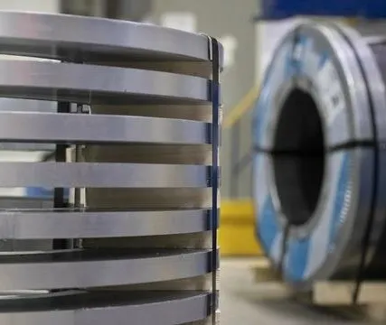 Фото №0 Продольная резка металла