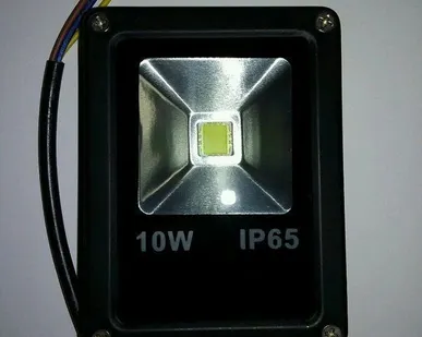 фото Светодиодный прожектор GLANZEN FAD-0001-10