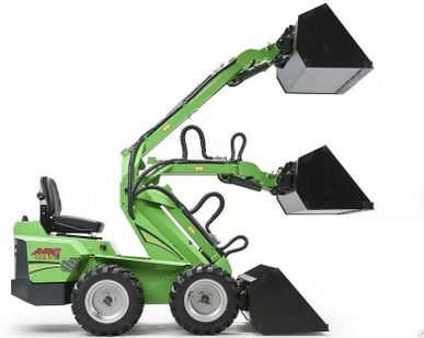 фото Мини погрузчик Avant 320S+