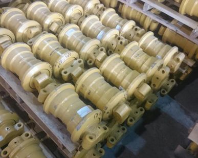 фото Komatsu PC400-7 Каток опорный 208-30-00210