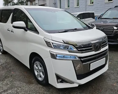фото Toyota Vellfire