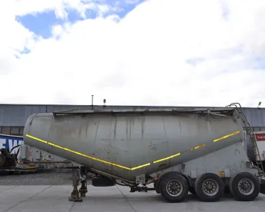 фото Б/у цементовоз ОК-Кардеслер,2008 г/в, объем 34м3
в