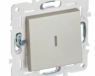 фото SKANDY Выключатель 1-клавишный с индикацией 10А SK-V07Sh шампань IEK