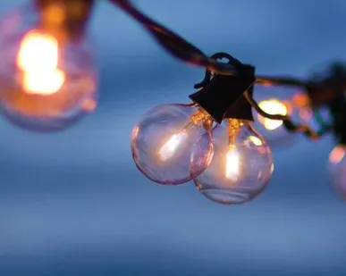 фото Гирлянда светодиодная 5м+2м шаг 50см 10LED тепл. бел. 220В уличная водонепроницаемая КОСМОС KOC_10lampsW_IP