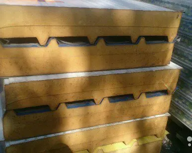 фото Сэндвич-панель кровельная PIR 150 мм