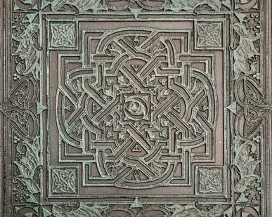 фото Чугунная плитка "Лабиринт"