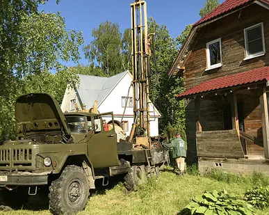 фото Бурение скважин на воду на участке с обустройством под ключ