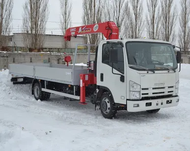 фото Бортовой грузовик с манипулятором isuzu elf с кму unik 340
